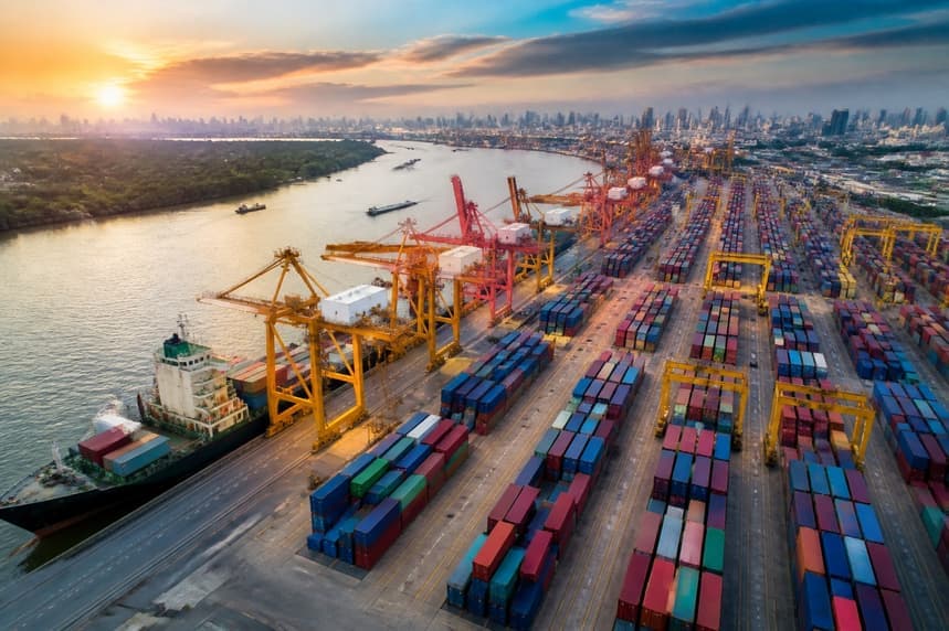 Supply Chain Disruptions and Vendor Management Challenges
